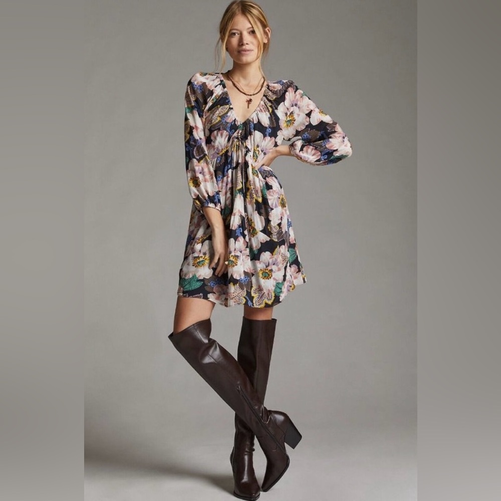 NWT Anthropologie Tiered V-Neck Tunic Dress M HTF Floral Black White V-Neck